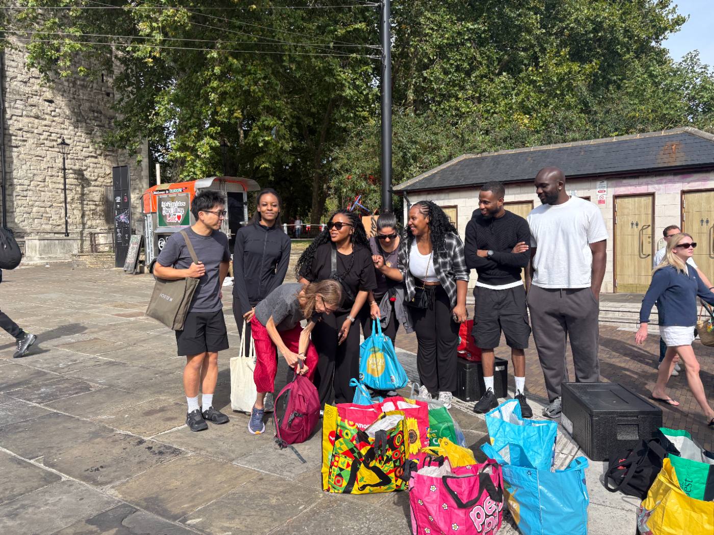 FeedingLDN volunteers before an outreach