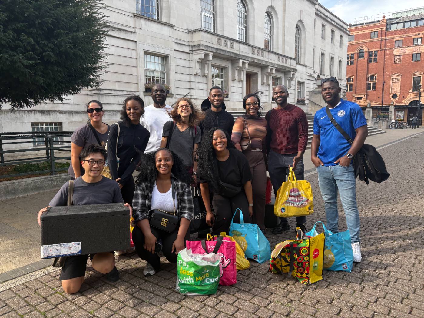 FeedingLDN volunteers gathered before an outreach